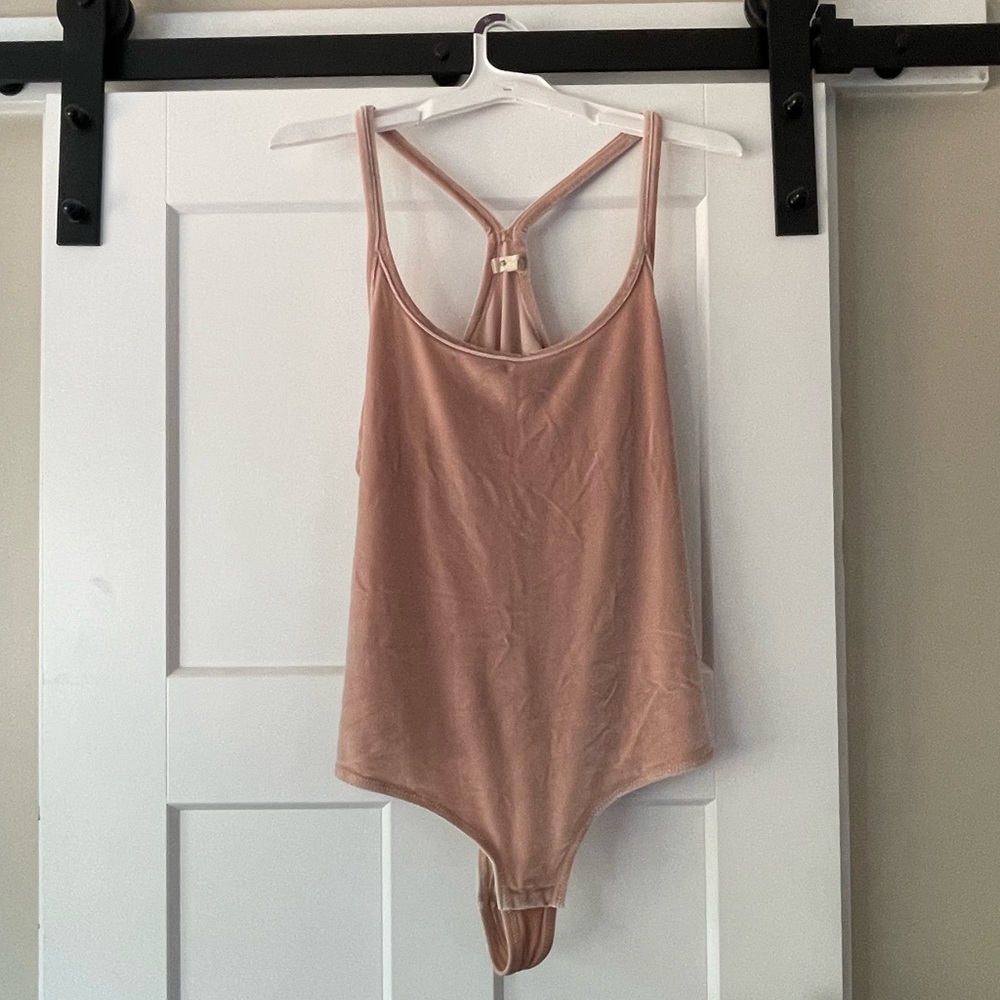 Madewell- Chenille, spaghetti strap bodysuit in dusty pink!